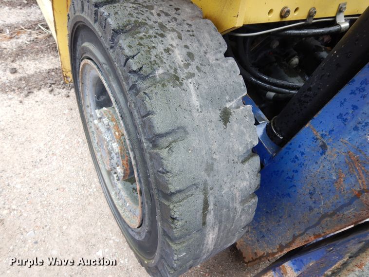 image for item DJ8005 Komatsu FG25T-12  forklift