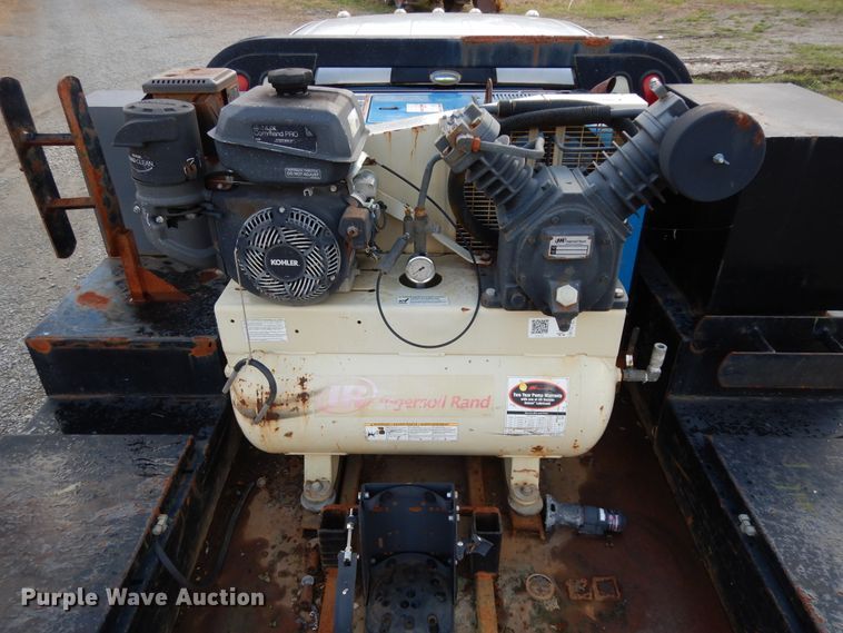 image for item DJ8011 2011 Dodge Ram 5500HD  Crew Cab flatbed truck