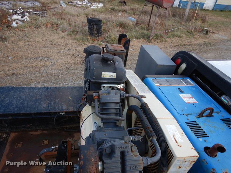 image for item DJ8011 2011 Dodge Ram 5500HD  Crew Cab flatbed truck