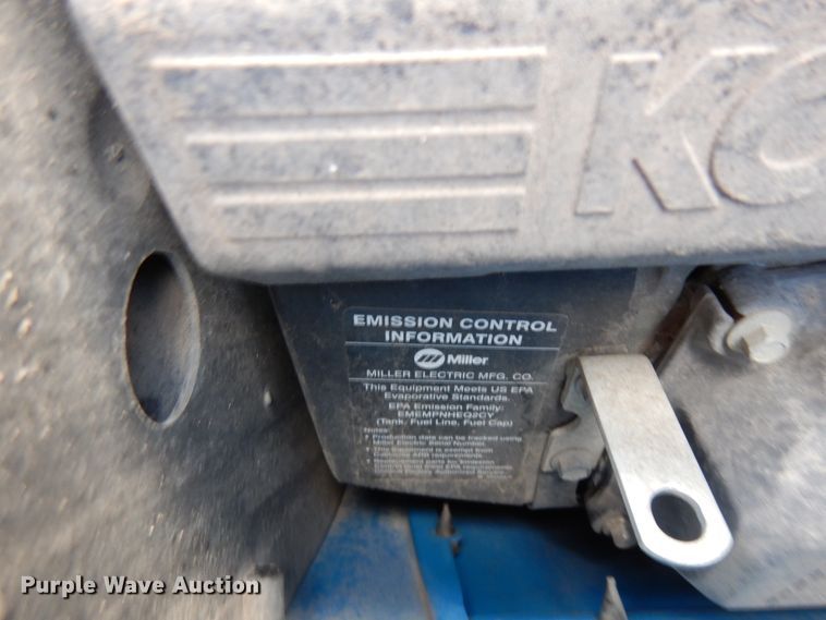 image for item DJ8011 2011 Dodge Ram 5500HD  Crew Cab flatbed truck