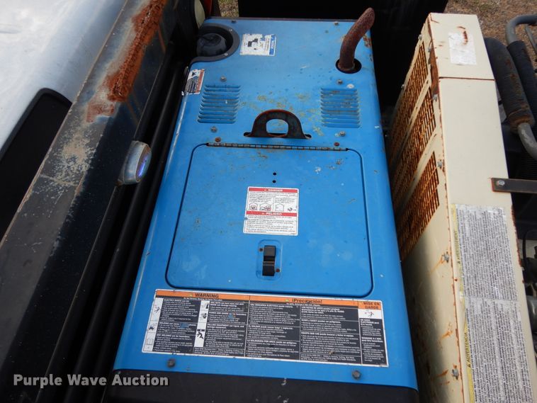 image for item DJ8011 2011 Dodge Ram 5500HD  Crew Cab flatbed truck