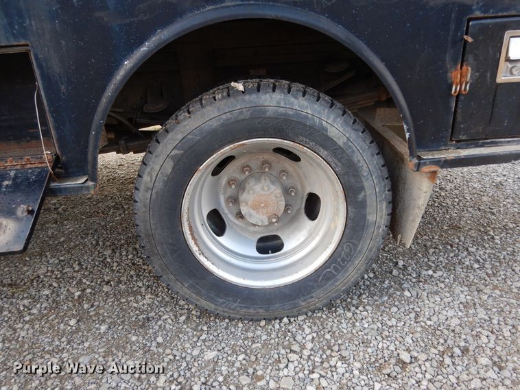 image for item DJ8011 2011 Dodge Ram 5500HD  Crew Cab flatbed truck