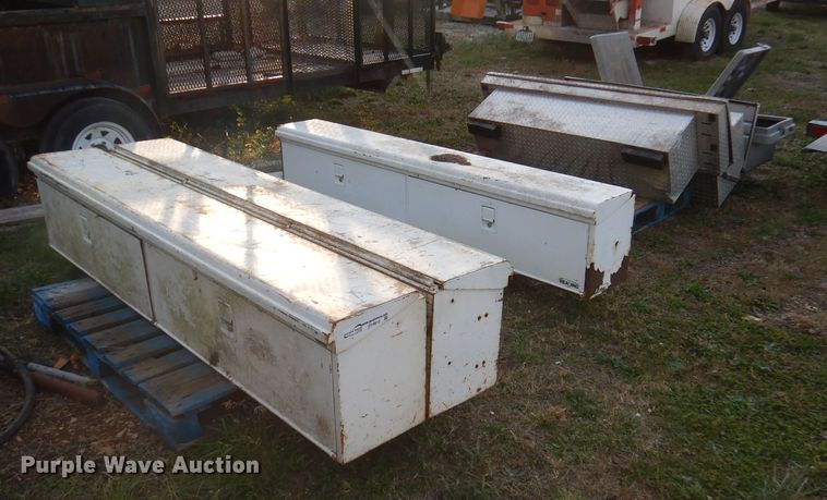 image for item DY9612 (8) toolboxes