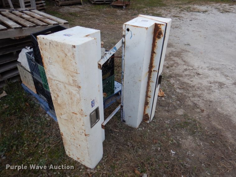 image for item DY9612 (8) toolboxes