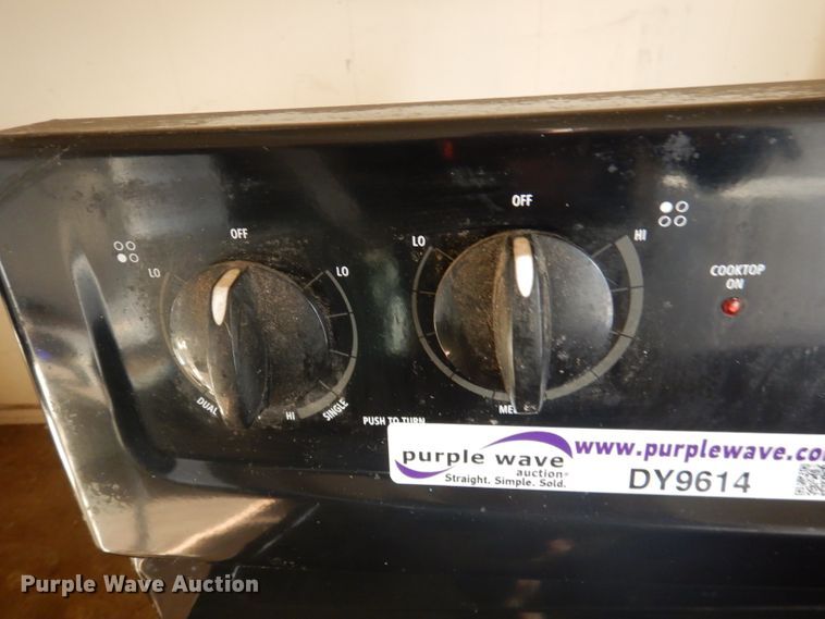 image for item DY9614 Whirlpool electric range