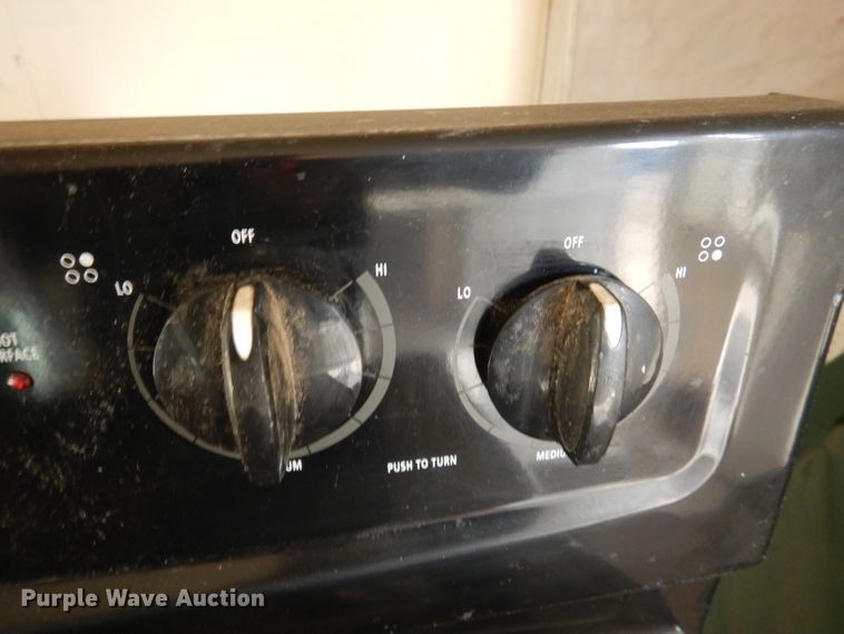 image for item DY9614 Whirlpool electric range