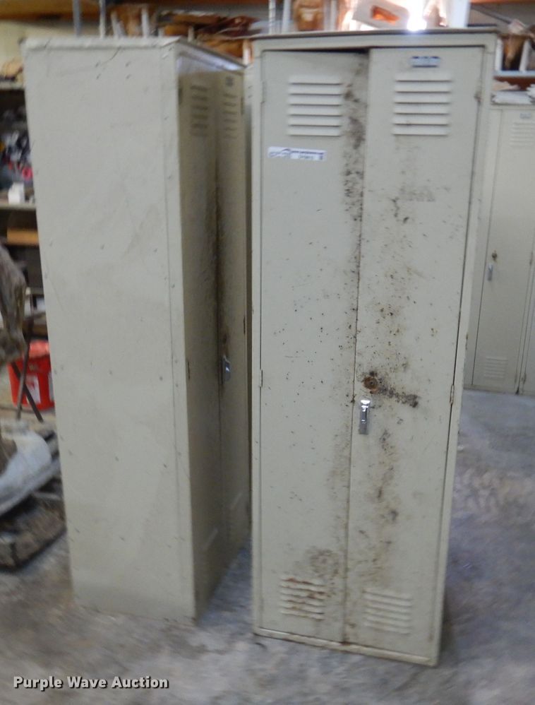 image for item DY9615 (8) lockers