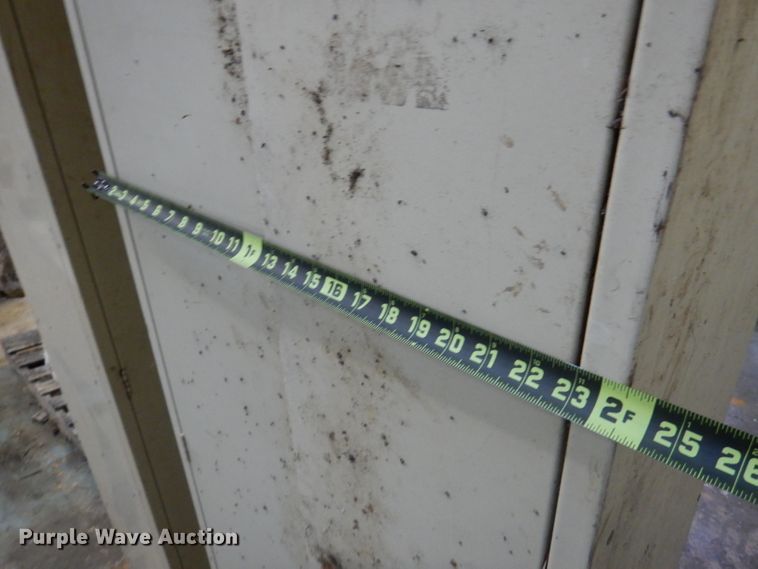 image for item DY9615 (8) lockers