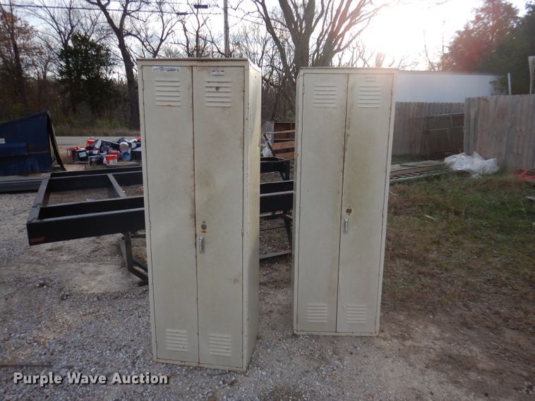 image for item DY9615 (8) lockers