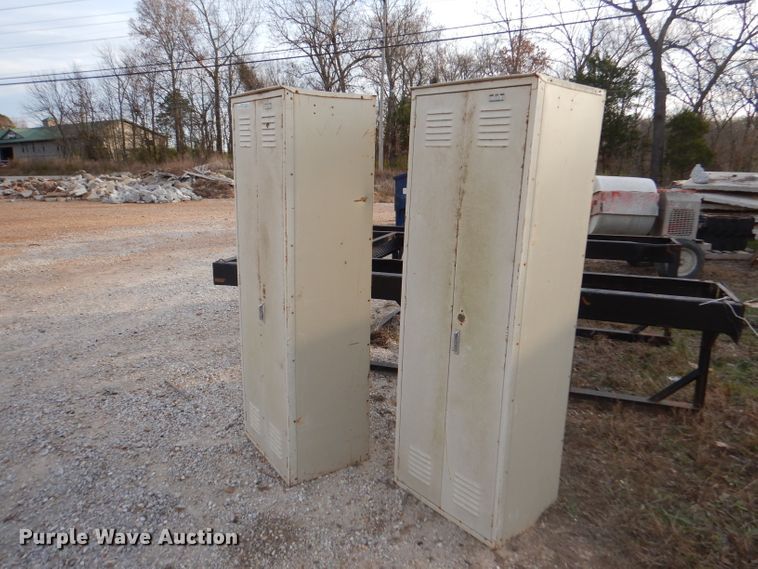 image for item DY9615 (8) lockers