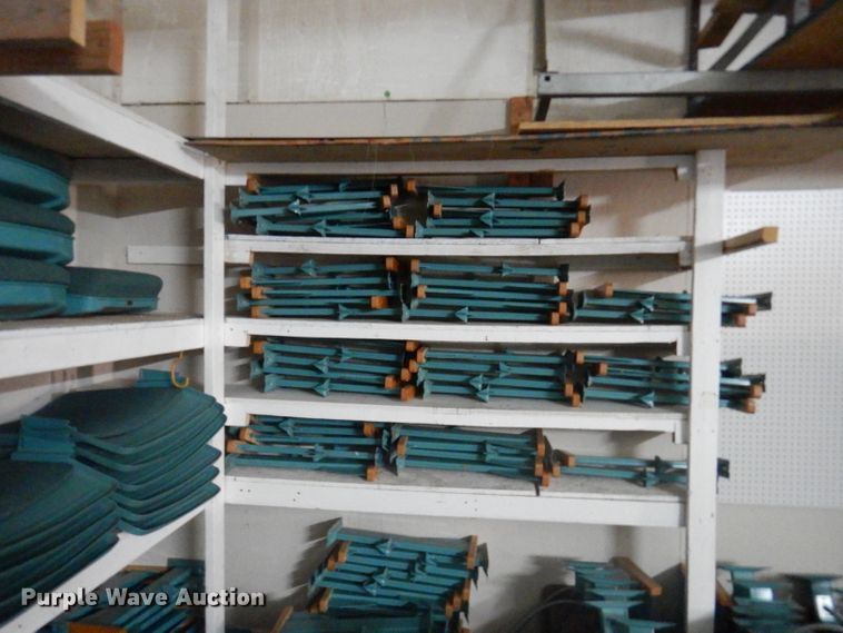 image for item DY9616 Approximately 300 auditorium seats