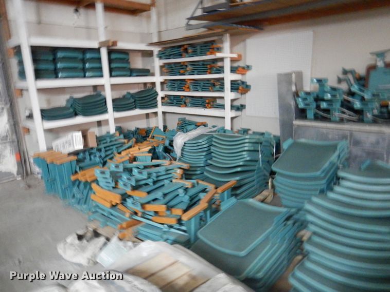 image for item DY9617 Approximately 300 auditorium seats