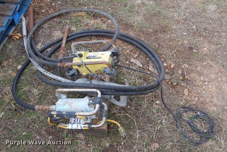 image for item DY9618 (3) concrete vibrators