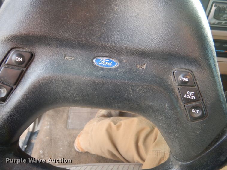 image for item DY9619 1993 Ford Ranger XLT  pickup truck