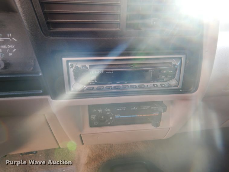 image for item DY9619 1993 Ford Ranger XLT  pickup truck