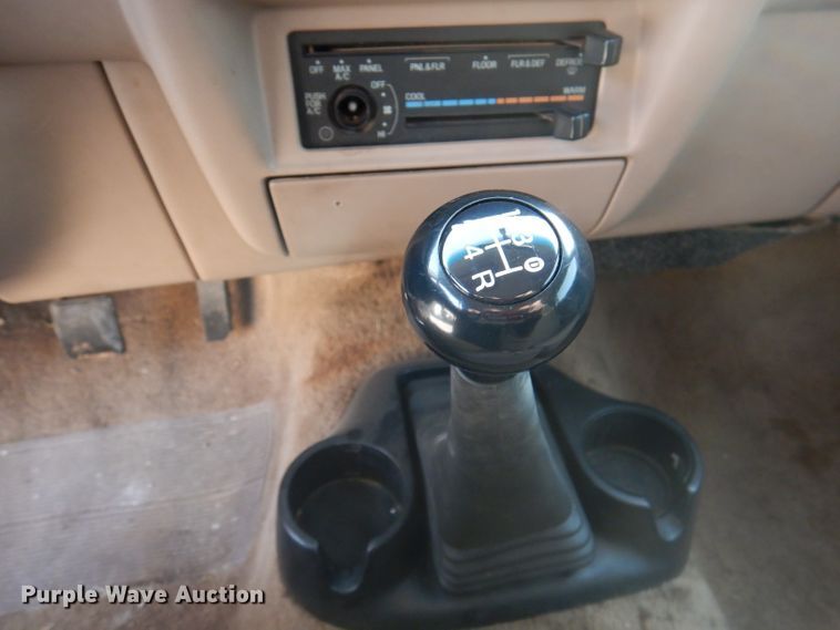 image for item DY9619 1993 Ford Ranger XLT  pickup truck