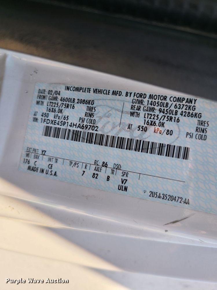 image for item EL9995 2004 Ford E450  box truck