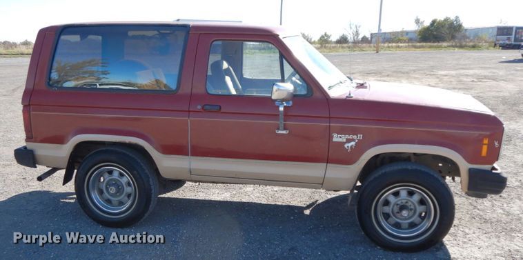 image for item FG9654 1985 Ford Bronco II Eddie Bauer  SUV