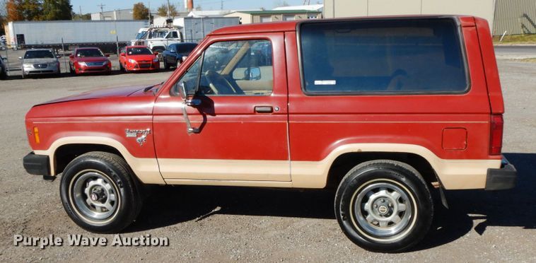 image for item FG9654 1985 Ford Bronco II Eddie Bauer  SUV