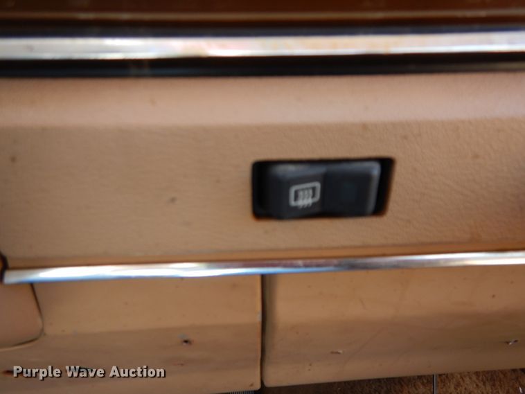 image for item FG9654 1985 Ford Bronco II Eddie Bauer  SUV