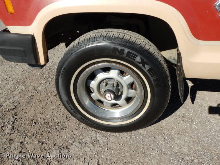 image for item FG9654 1985 Ford Bronco II Eddie Bauer  SUV