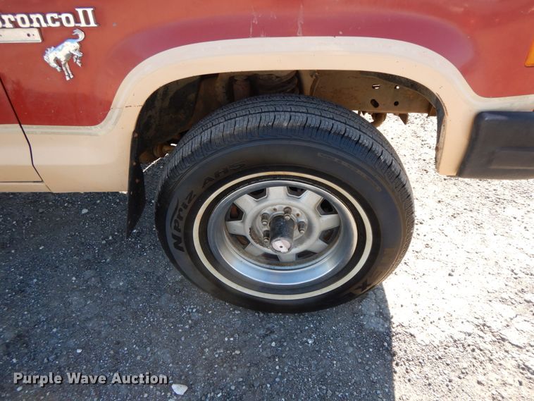 image for item FG9654 1985 Ford Bronco II Eddie Bauer  SUV