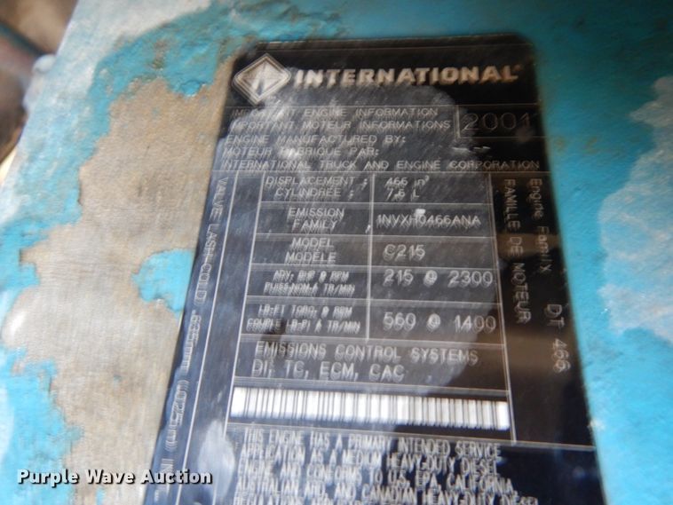 image for item FG9689 2002 International 4300  box truck