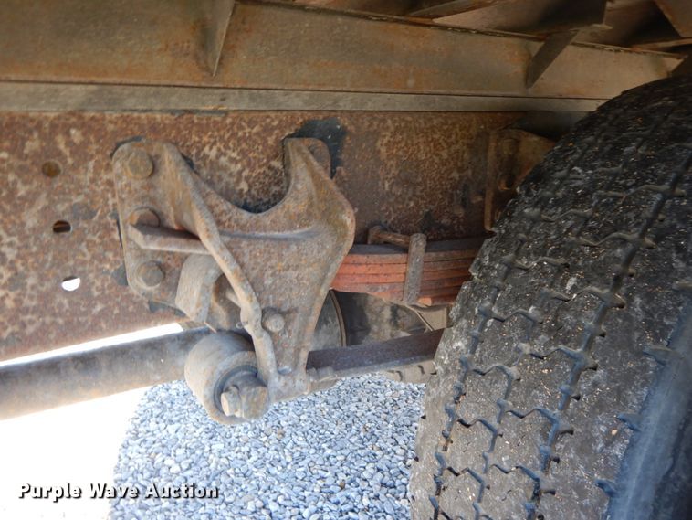 image for item FG9689 2002 International 4300  box truck