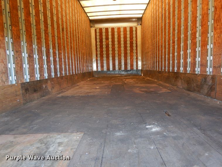 image for item FG9689 2002 International 4300  box truck