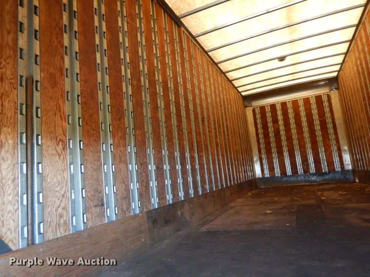 image for item FG9689 2002 International 4300  box truck