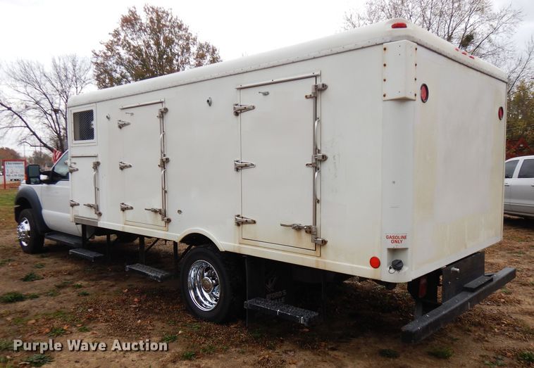 image for item FW9811 2015 Ford F550 Super Duty  refrigerated truck