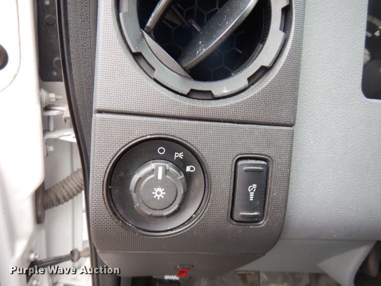 image for item FW9811 2015 Ford F550 Super Duty  refrigerated truck