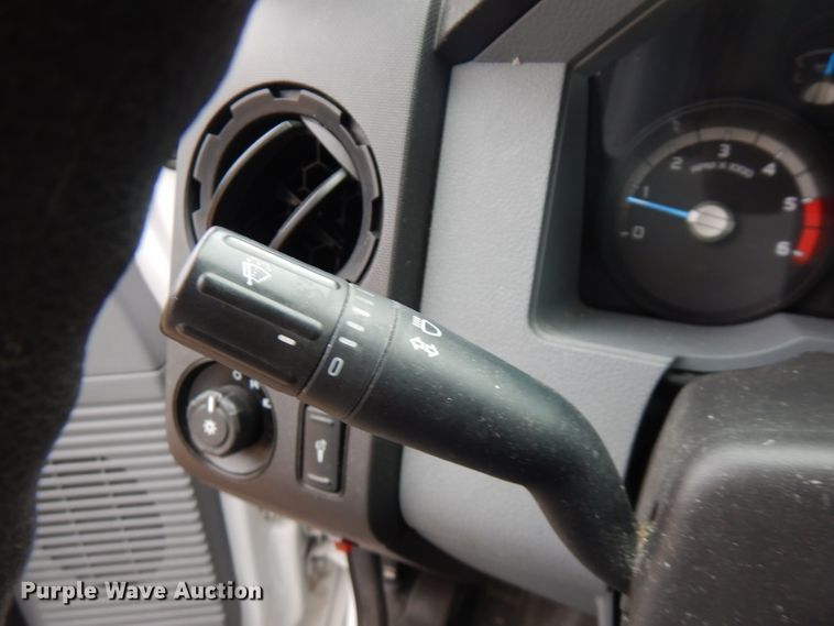 image for item FW9811 2015 Ford F550 Super Duty  refrigerated truck