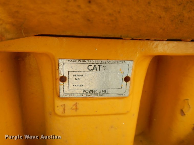 image for item FW9883 Caterpillar D330B  engine