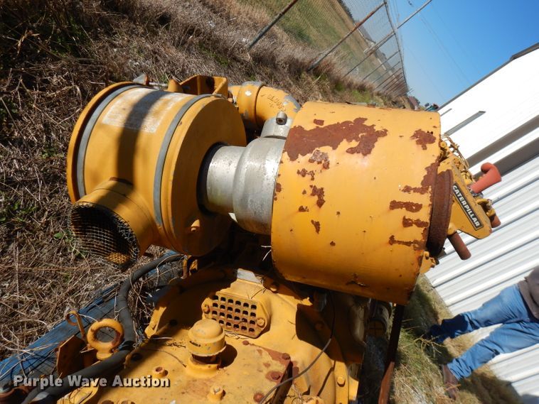 image for item FW9884 Caterpillar D330B  engine