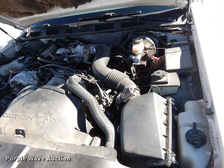 image for item FW9887 1997 Lincoln Town Car Executive  limousine