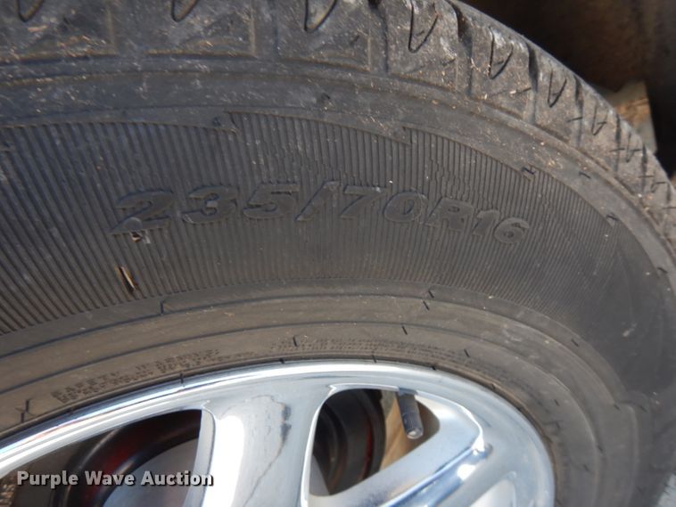 image for item FW9887 1997 Lincoln Town Car Executive  limousine