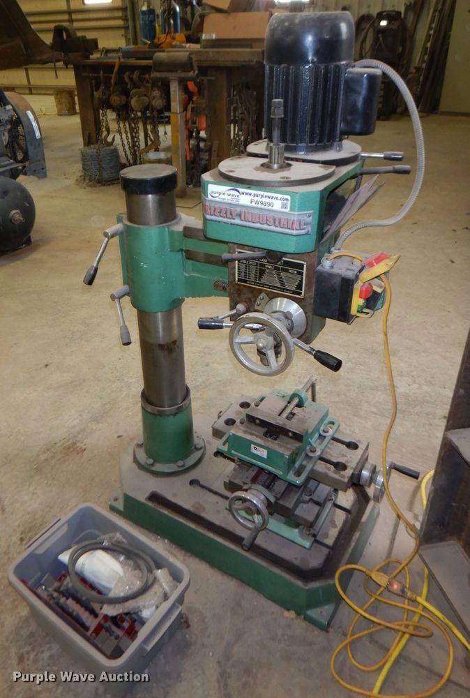 image for item FW9890 Grizzly drill press