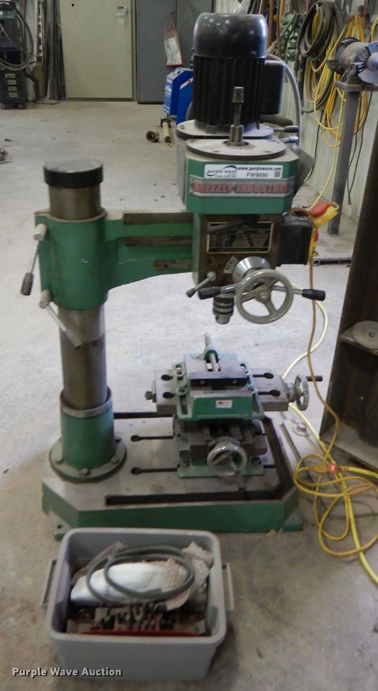 image for item FW9890 Grizzly drill press