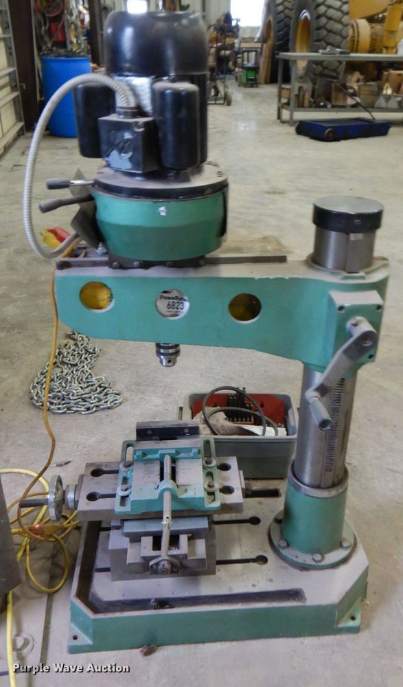 image for item FW9890 Grizzly drill press