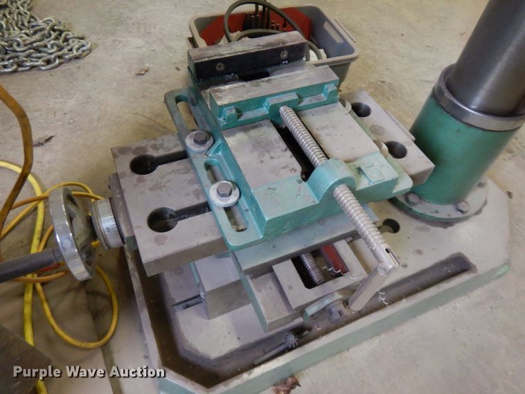 image for item FW9890 Grizzly drill press