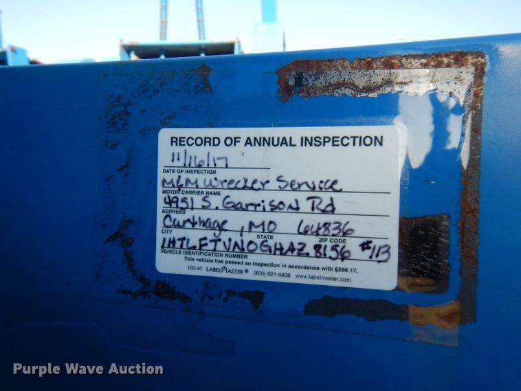 image for item FW9894 1986 International S1800  tow truck