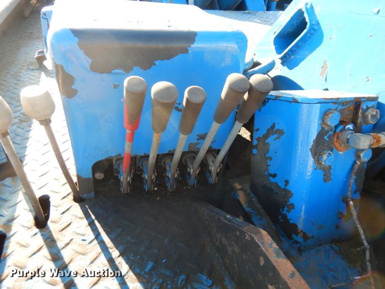 image for item FW9894 1986 International S1800  tow truck