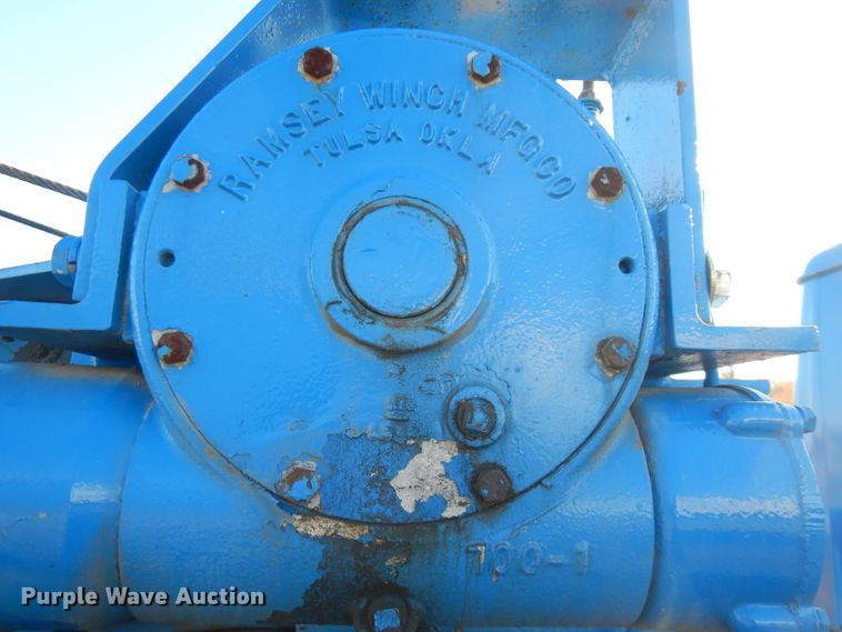 image for item FW9894 1986 International S1800  tow truck