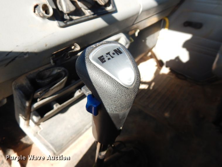 image for item FW9909 2000 Freightliner FL80  water truck