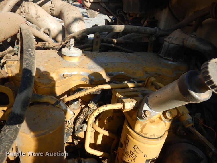 image for item FW9909 2000 Freightliner FL80  water truck