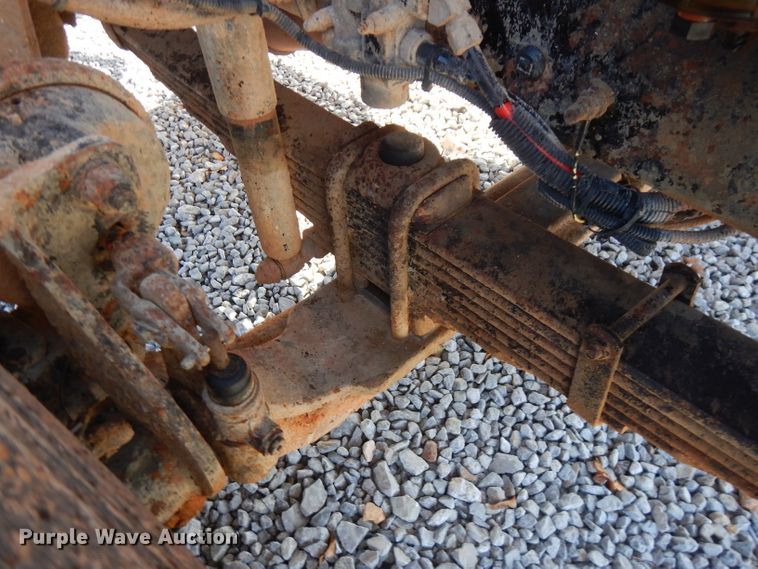 image for item FW9909 2000 Freightliner FL80  water truck