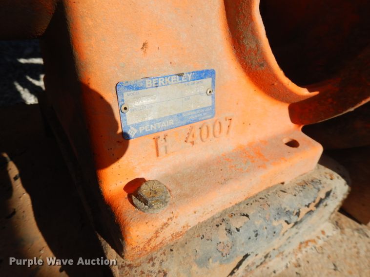 image for item FW9909 2000 Freightliner FL80  water truck