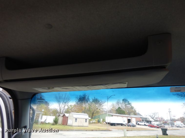 image for item FW9914 2017 Isuzu NPR  refrigerated truck