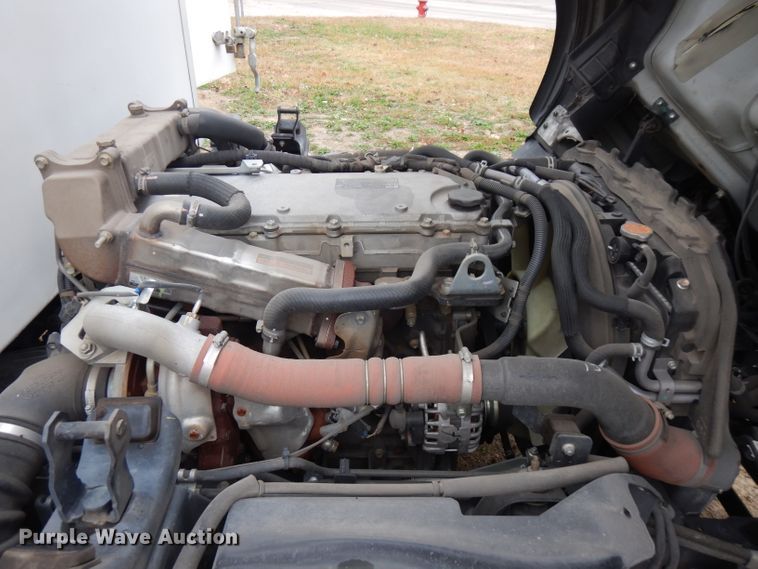 image for item FW9914 2017 Isuzu NPR  refrigerated truck